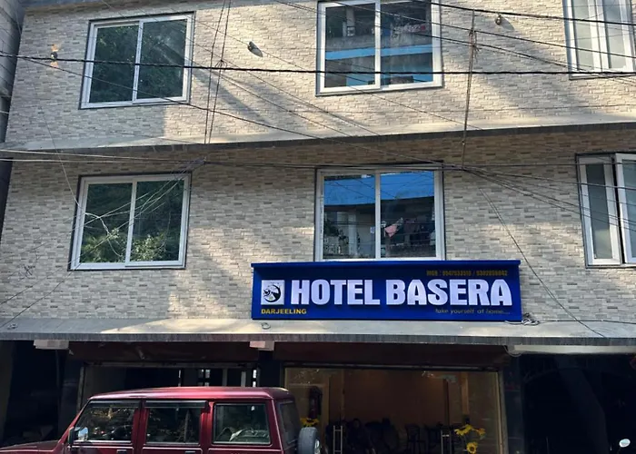 Hotel Basera