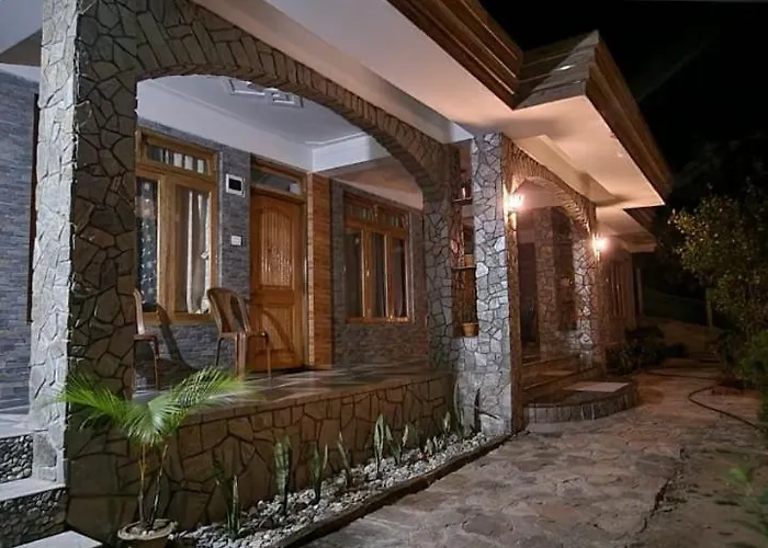 Astoria Rest Nest Homestay