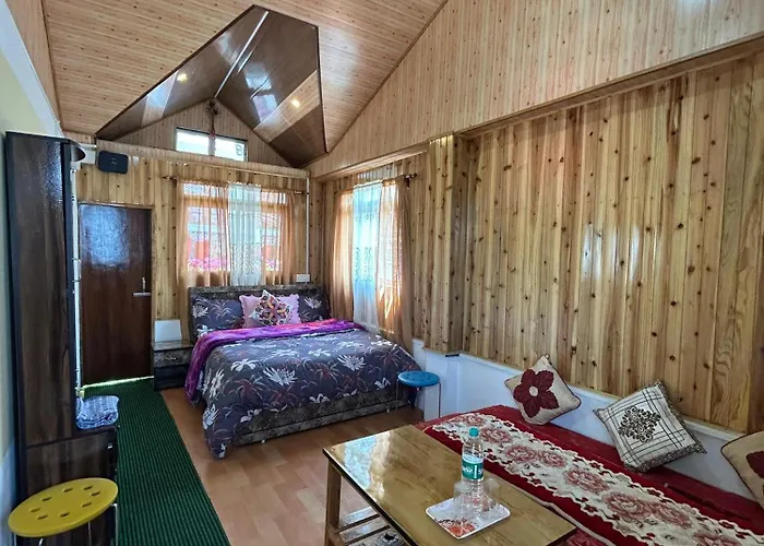 Tamu Homestay , Nimki Dara