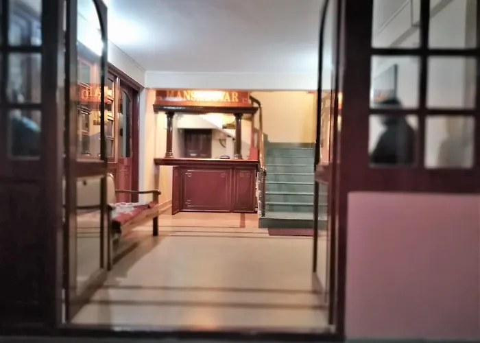 Hotel Mansarovar