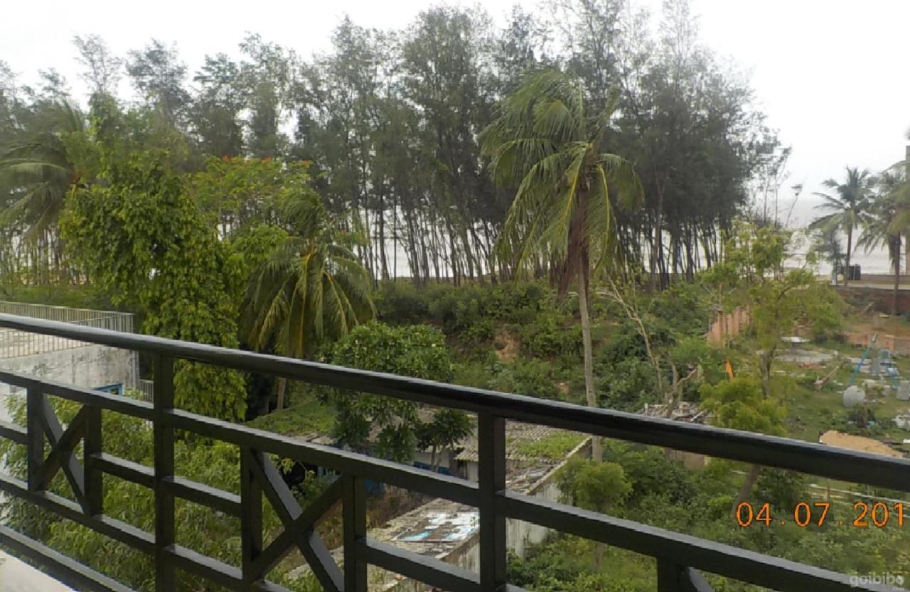 Mount Meridian, Near Manakal Temple Hotel 3*