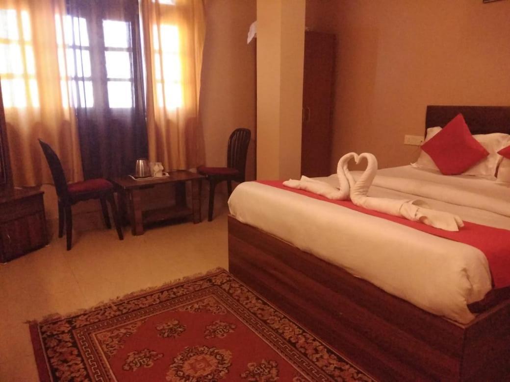 Gateway Residency Hotel