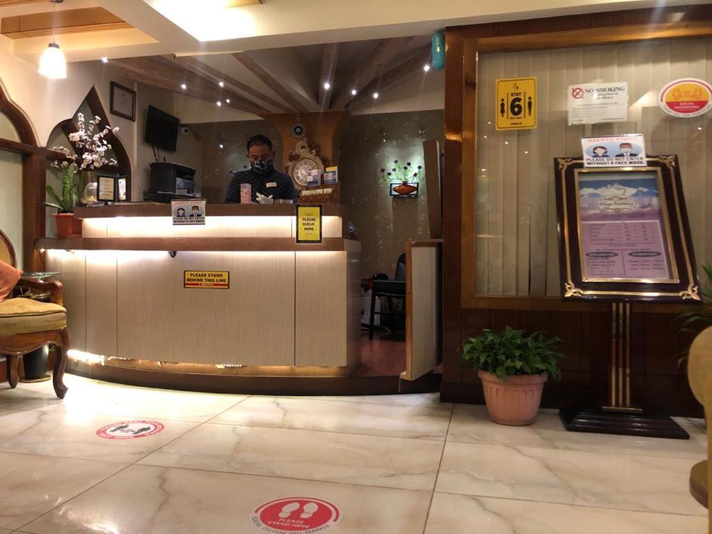 Omega Residency 2*
