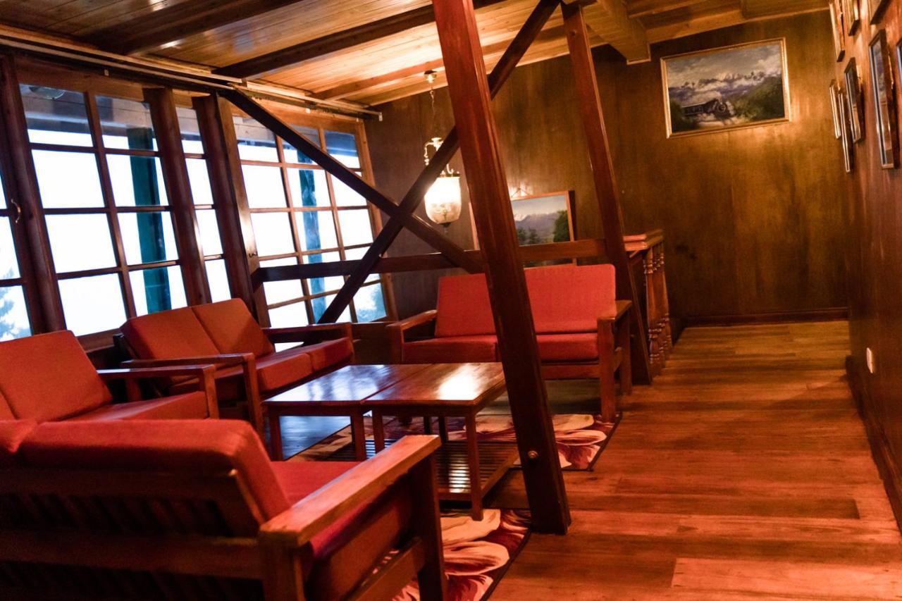 Hotel Himalayan 3*