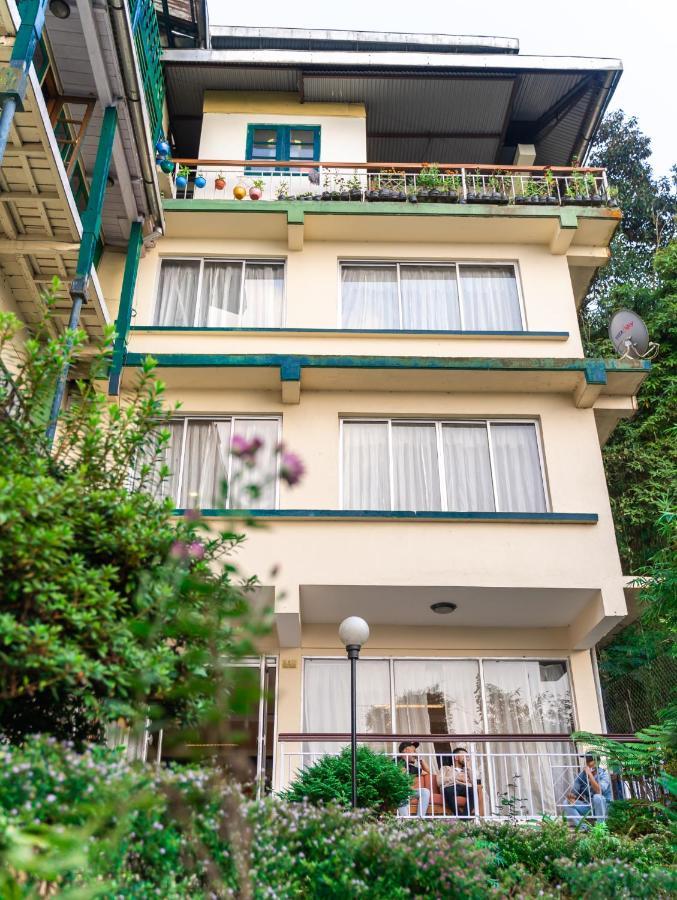 Hotel Himalayan 3*