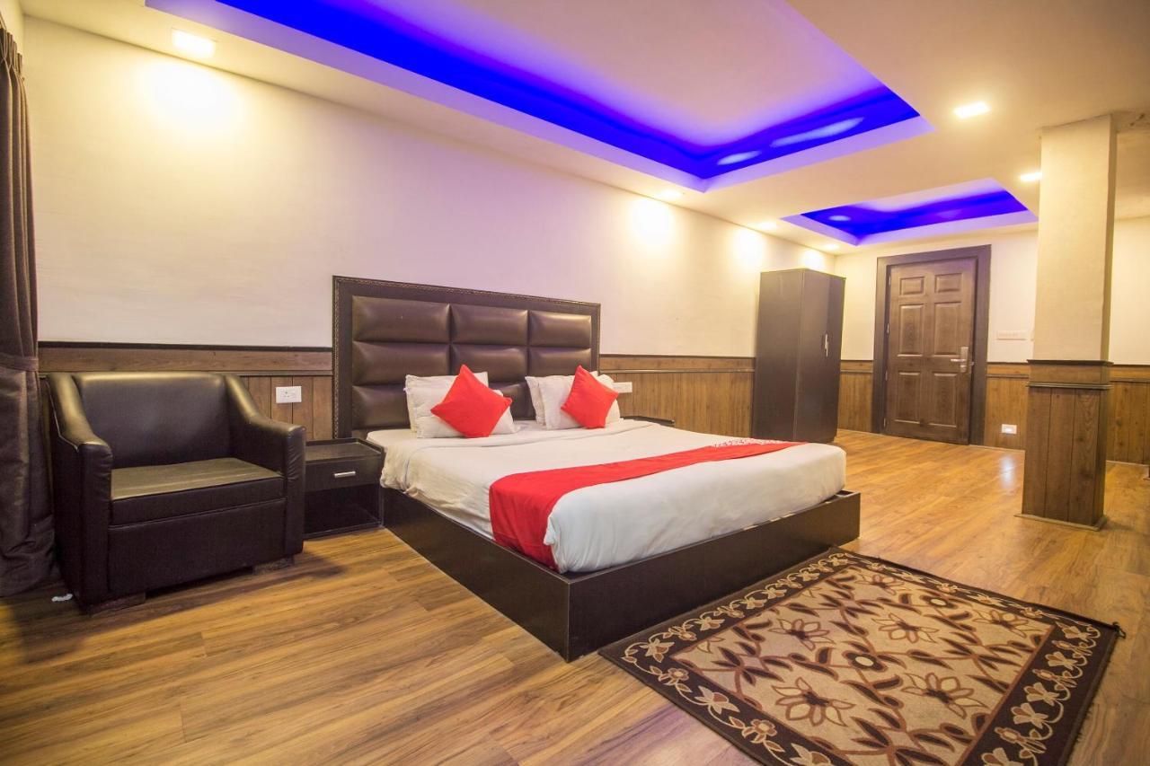 Hotel Capital O 22215 Sian &