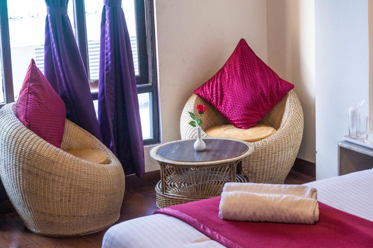 Hotel H-H Orchid ! Darjeeling Hotel-At-Prime-Location Spacious-Room With-Wi-Fi-Availability, Near-Mall-Road 3*
