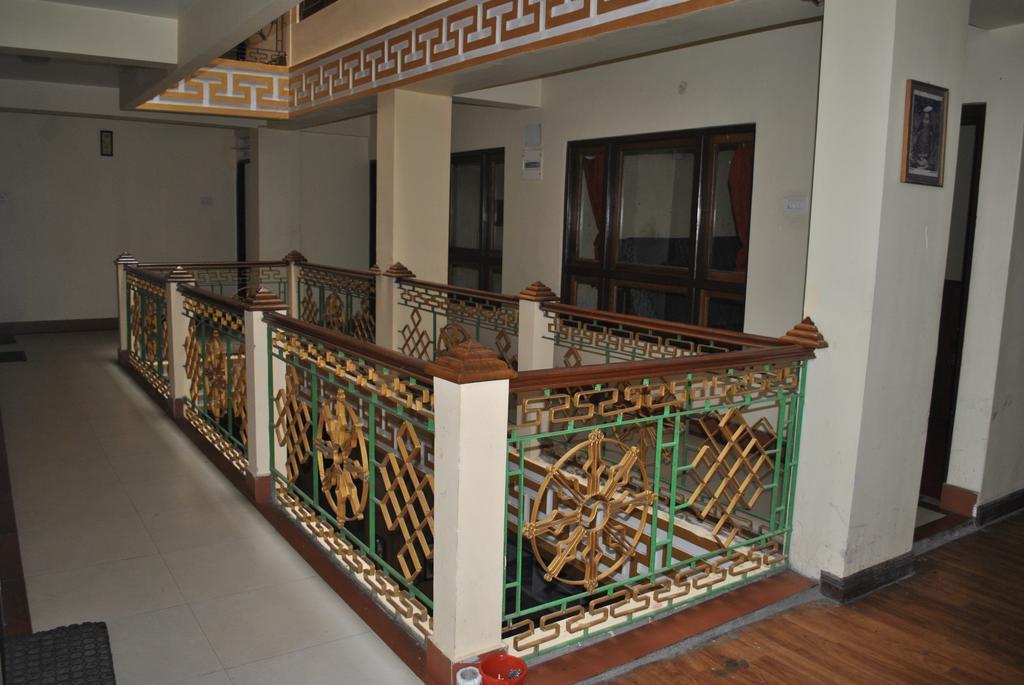 Hotel Bhumsang Hotel 2*