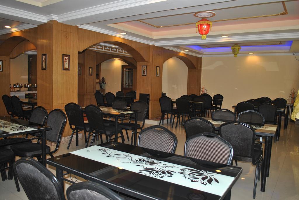 Hotel Hotel Bhumsang 2*