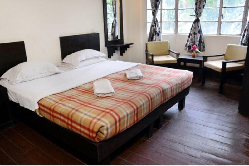 Darjeeling Tourist Lodge *