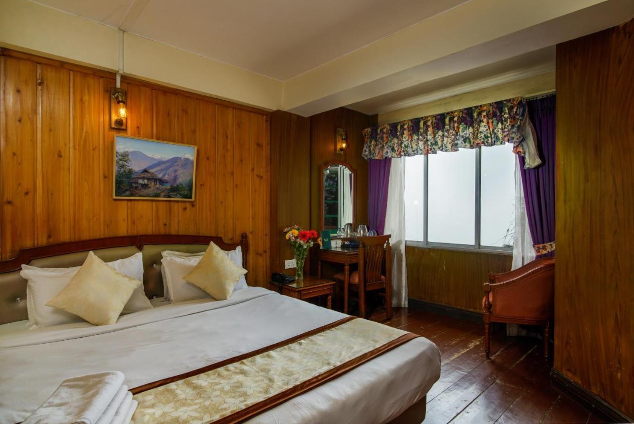 Resort Muscatel Himalayan - 400 Mts From Mall Road 3*