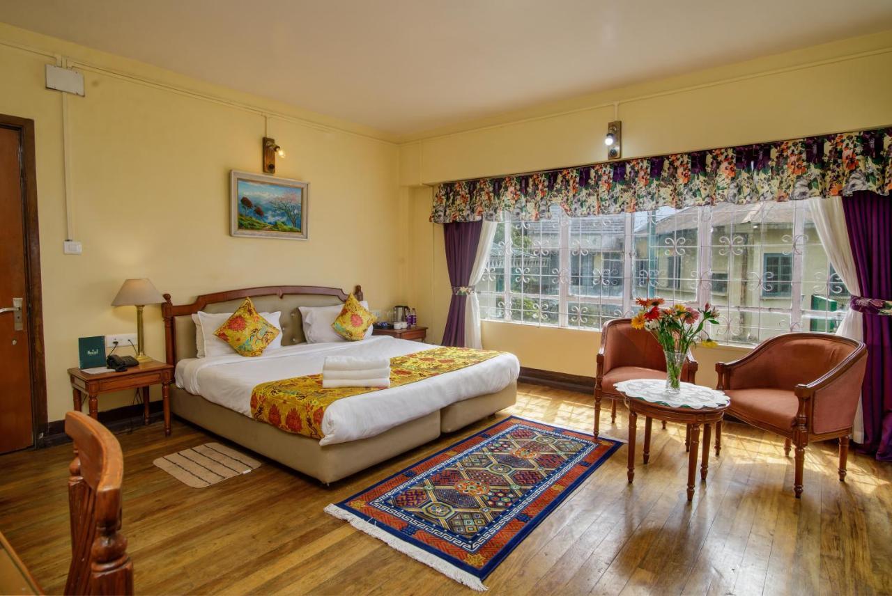 Muscatel Himalayan - 400 Mts From Mall Road