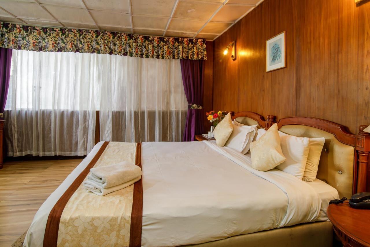 Resort Muscatel Himalayan - 400 Mts From Mall Road