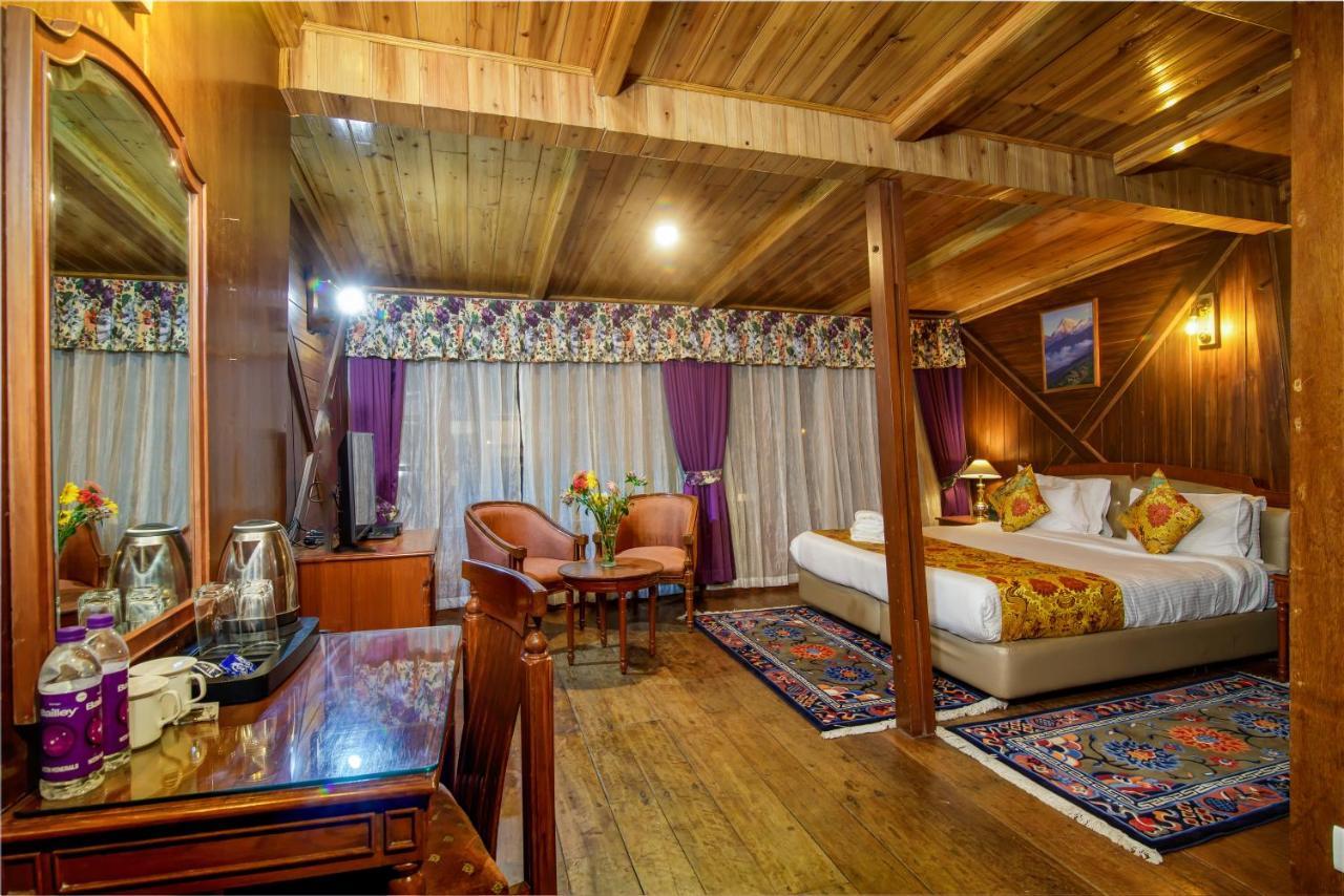Muscatel Himalayan - 400 Mts From Mall Road Resort 3*