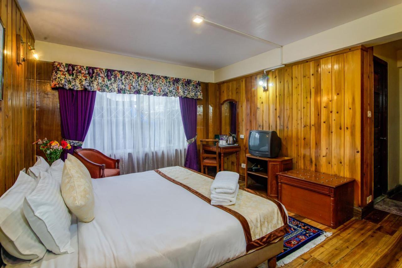 Resort Muscatel Himalayan - 400 Mts From Mall Road 3*