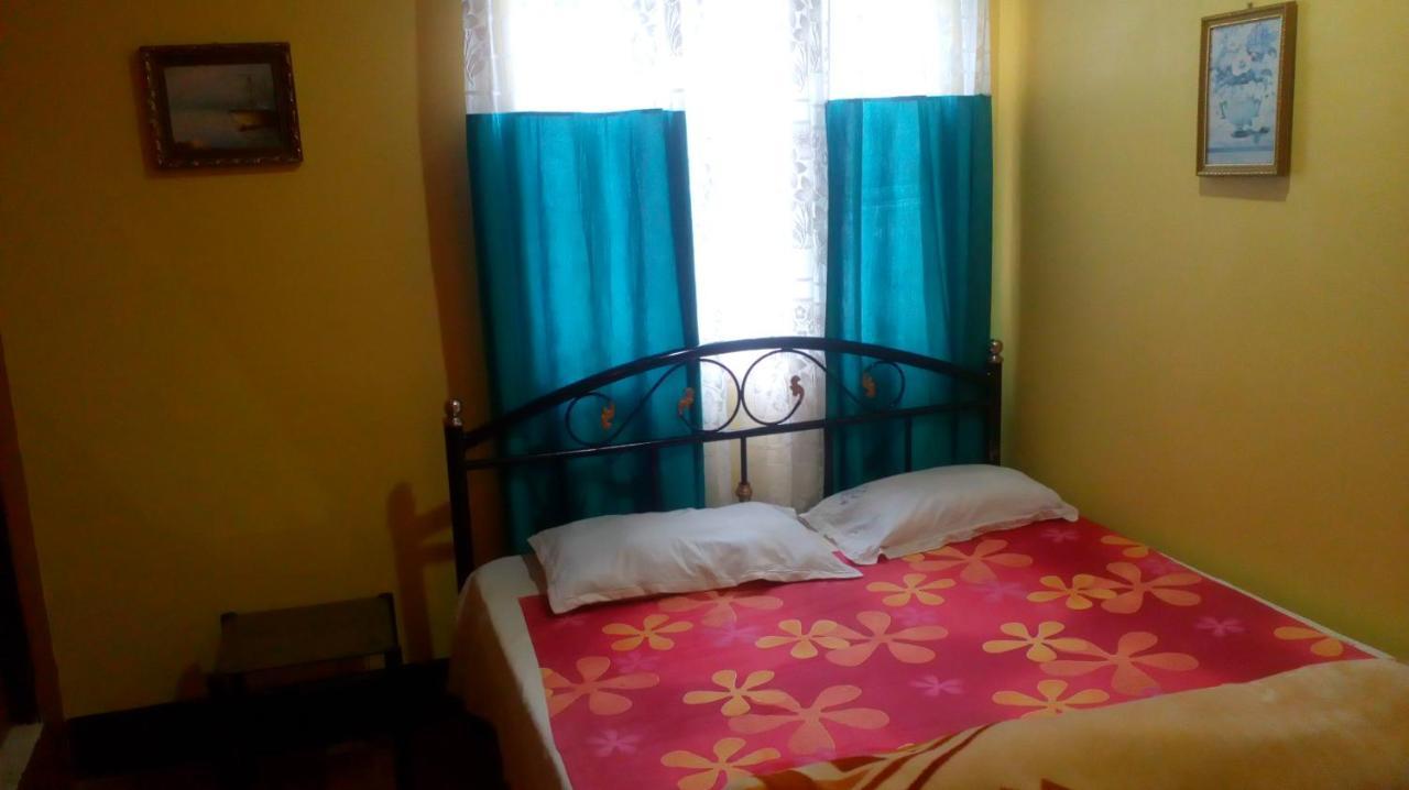 Namaste Bengal Hostel *