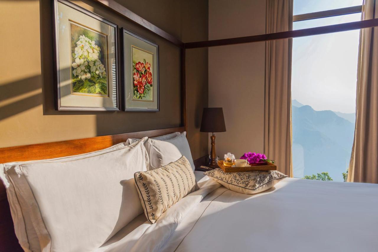 Taj Chia Kutir & Darjeeling Darjeeling (West Bengal)