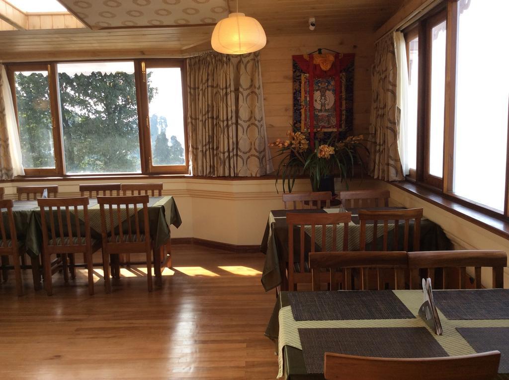 Dekeling At Hawk's Nest Hotel