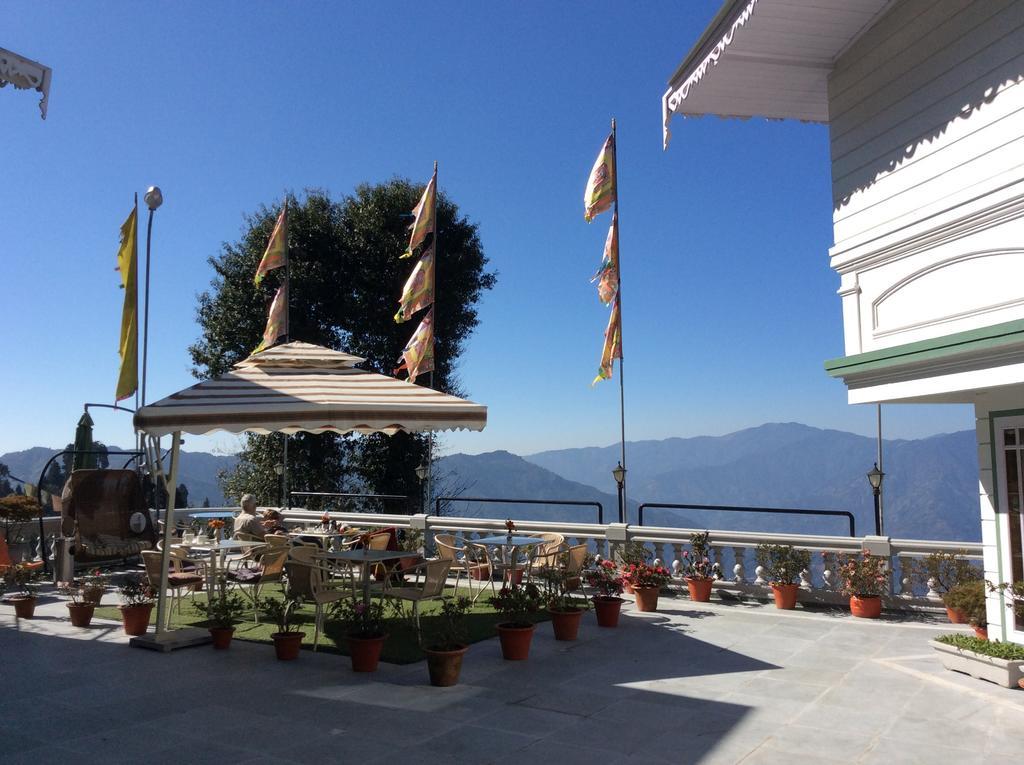 Dekeling At Hawk's Nest Hotel Darjeeling (West Bengal)