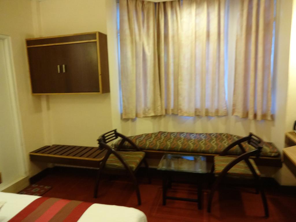 Hotel Springburn 3*