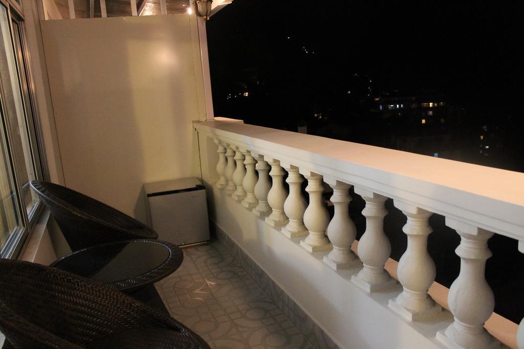 Hotel White Yak