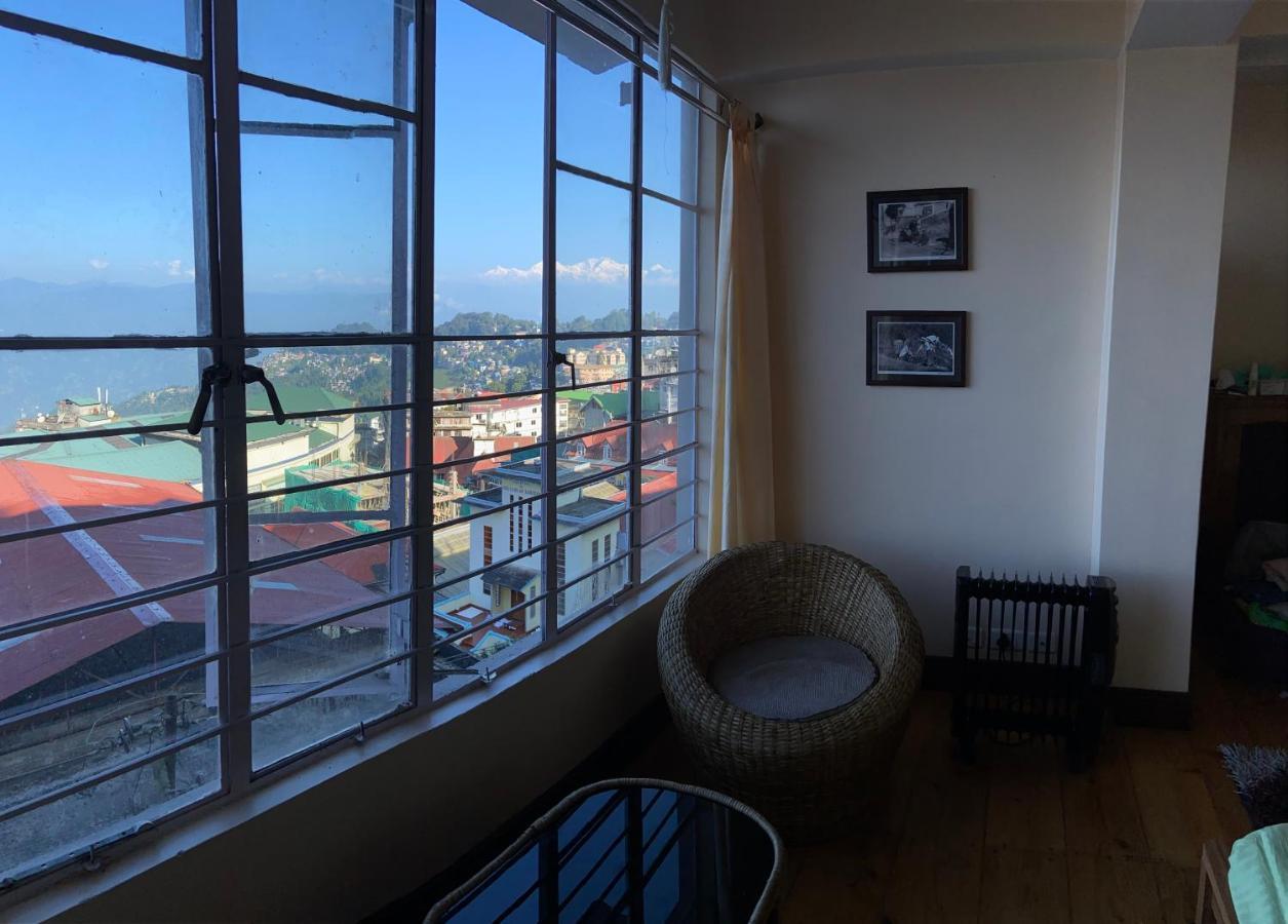 Apartment Ki Kiba Dhee