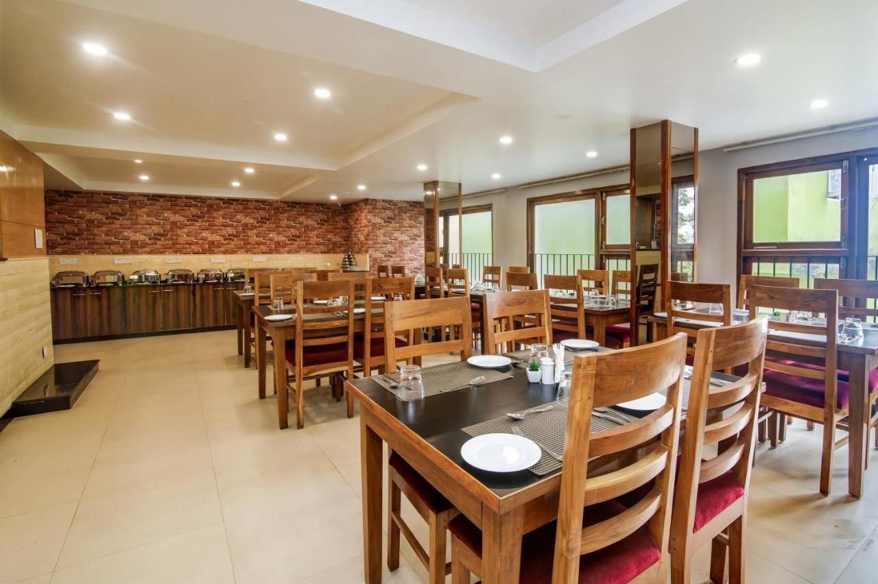 Silver Star Boutique By Sumi Yashshree Hotel