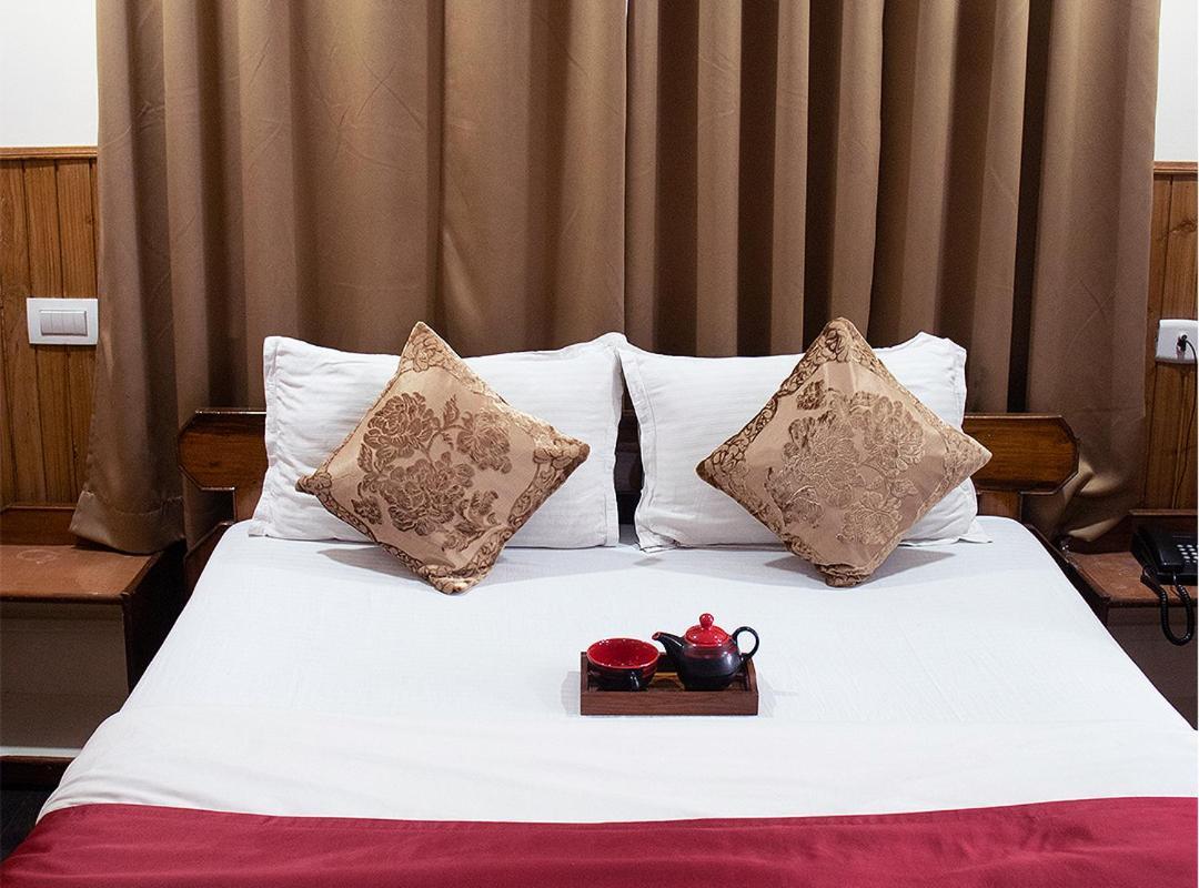 Indus Parklane Hotel