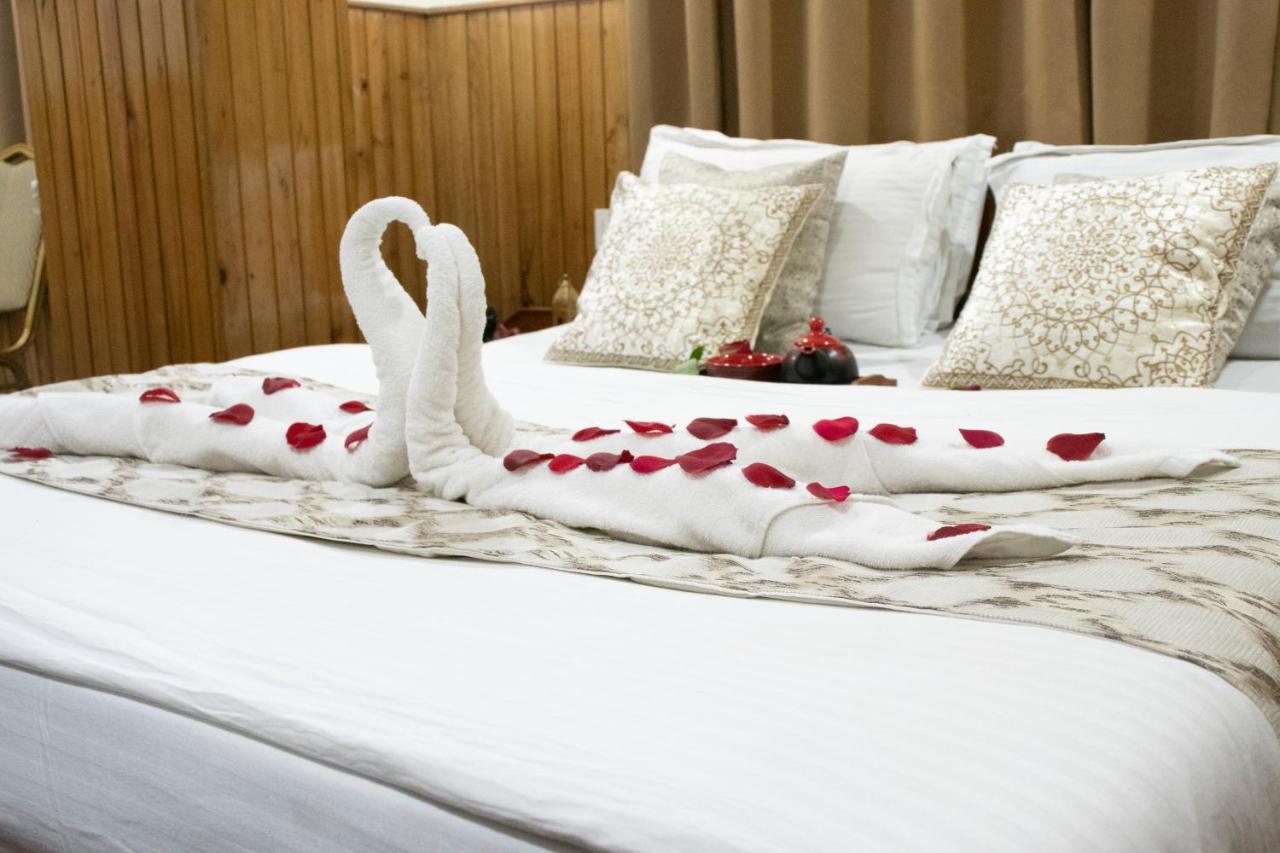 Hotel Indus Parklane 3*