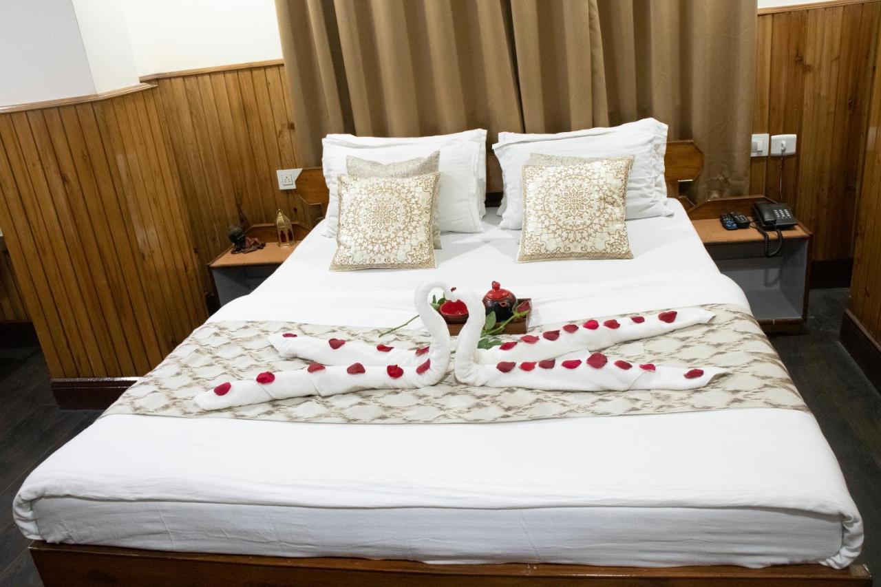 Indus Parklane Hotel Darjeeling (West Bengal)