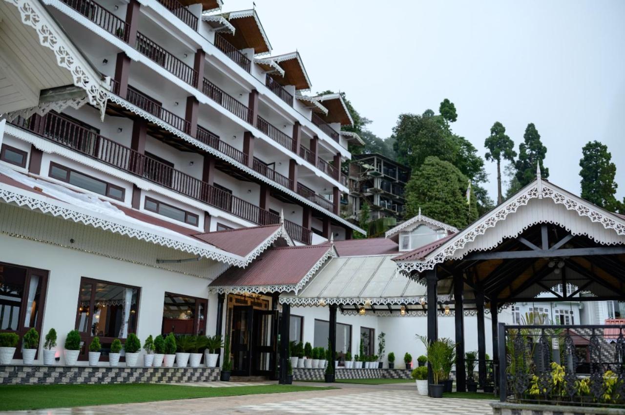 Istana & 4* Darjeeling (West Bengal)