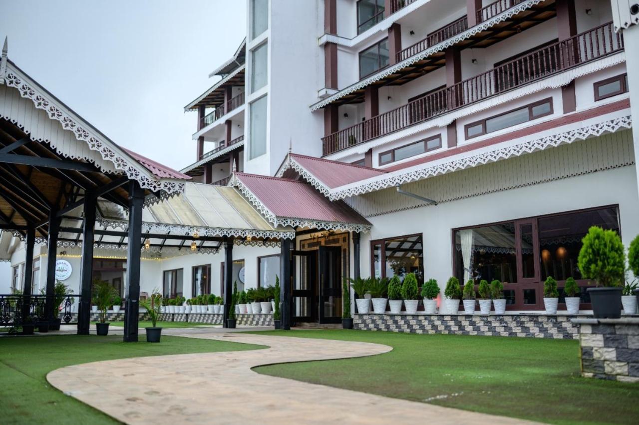 Hotel Istana & Darjeeling (West Bengal)