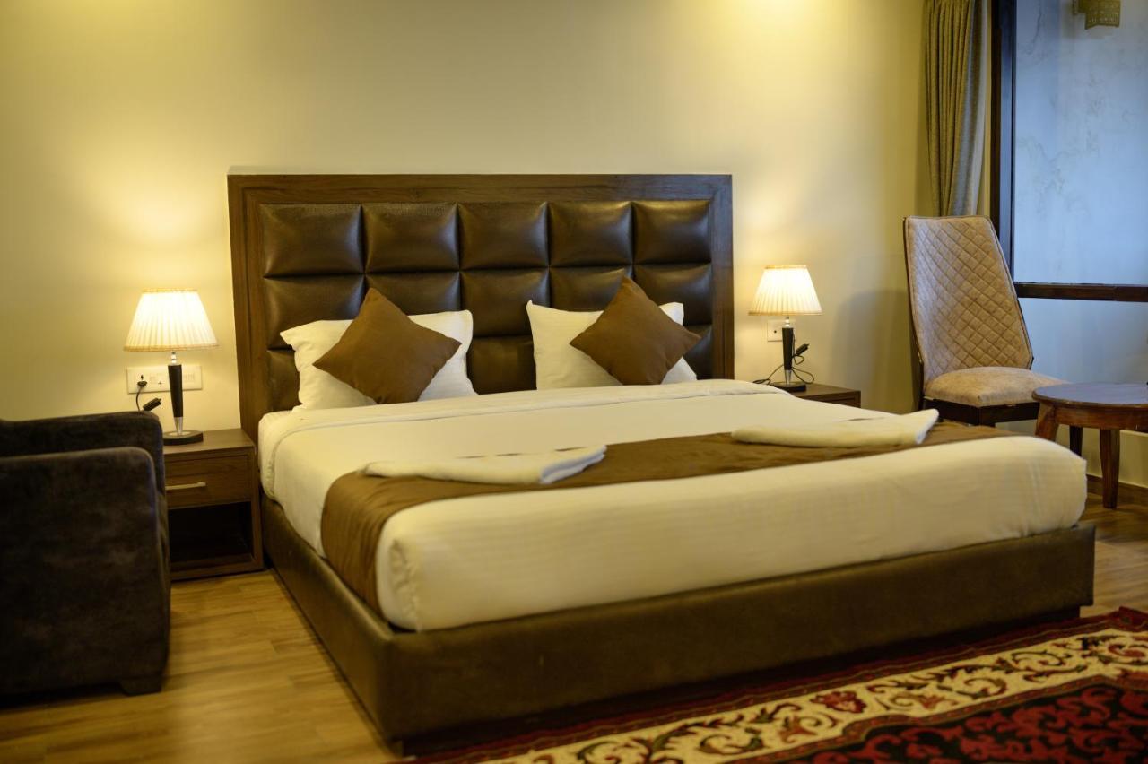 Istana & 4* Darjeeling (West Bengal)