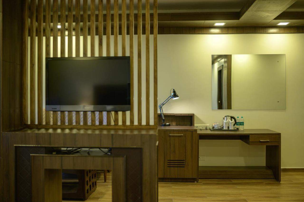 Hotel Istana & 4*