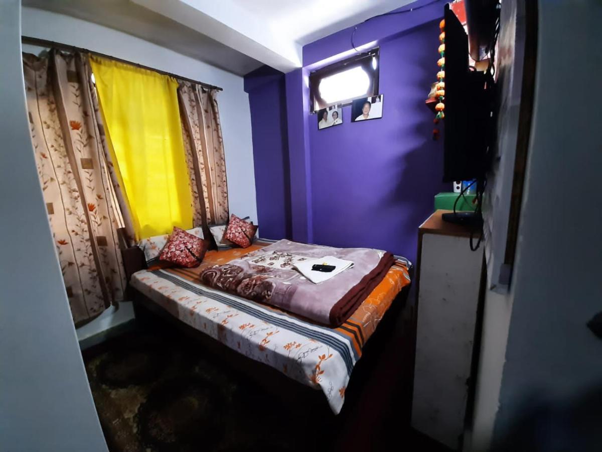 Westwoodi Homestay *