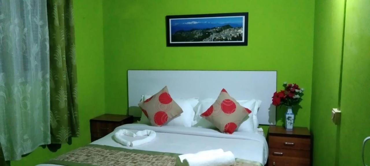 Beverly Hills Homestay *
