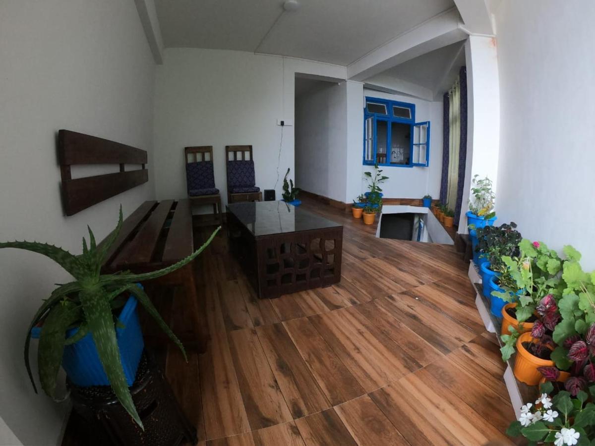 Homestay Girin
