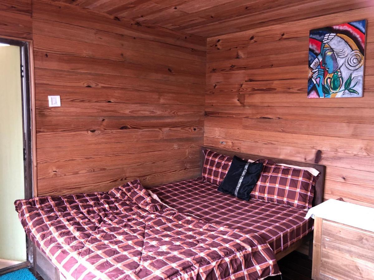 Homestay Ngawang Homestay