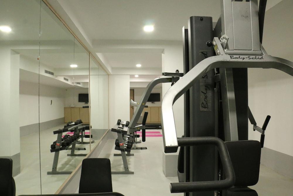 Hotel Ramada By Wyndham Darjeeling 4*