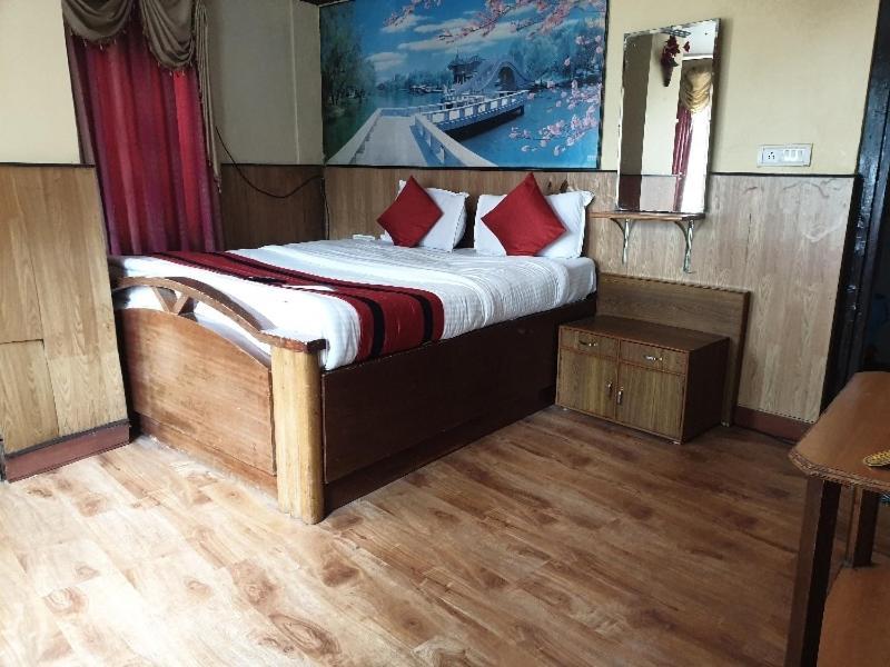 Oyo 8291 Sweet Hotel Darjeeling (West Bengal)