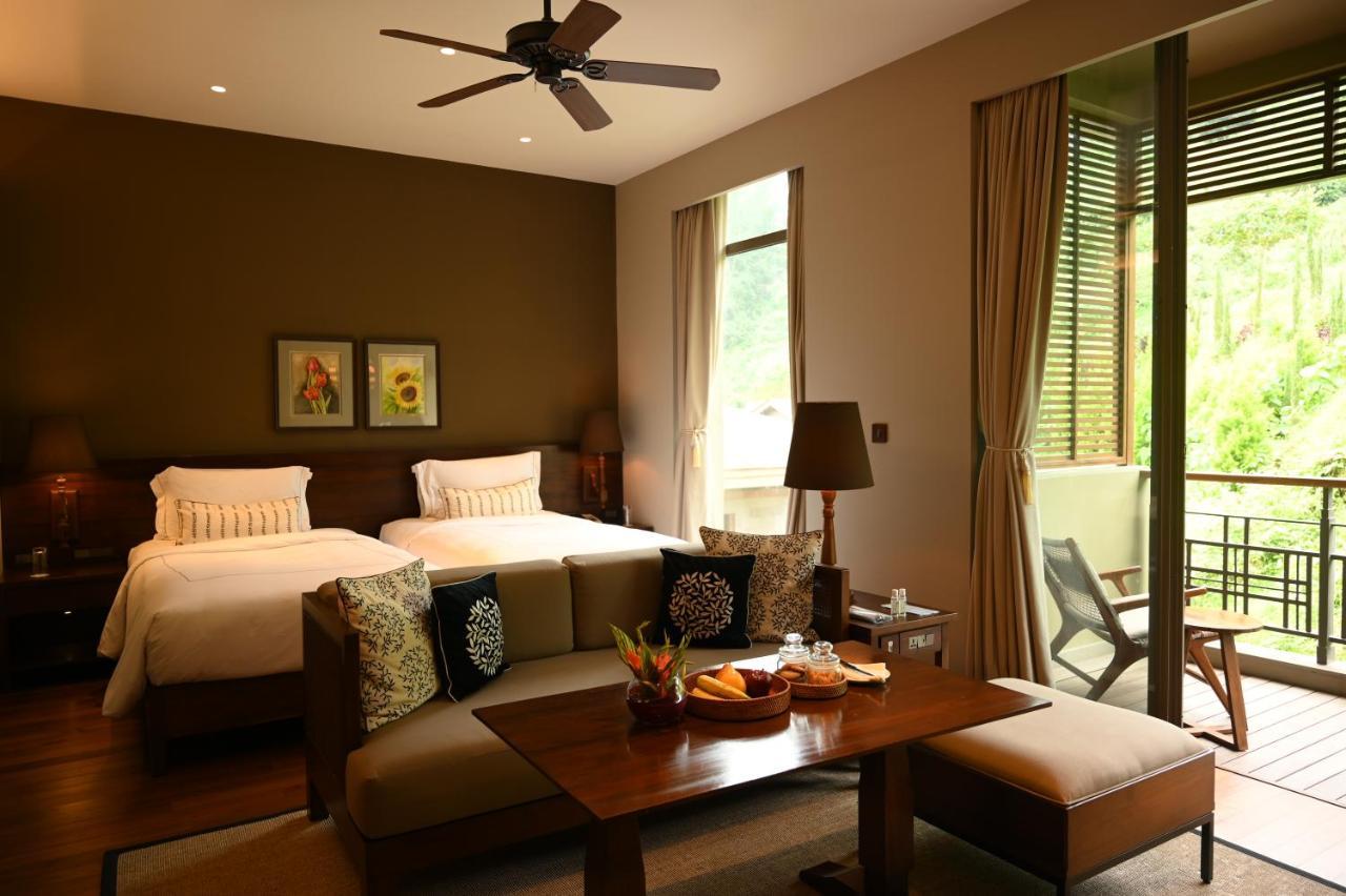 Taj Chia Kutir & Darjeeling