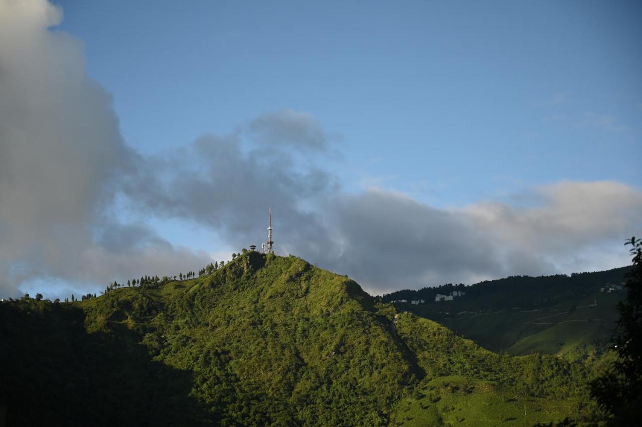 Taj Chia Kutir & Darjeeling Hotel 5*