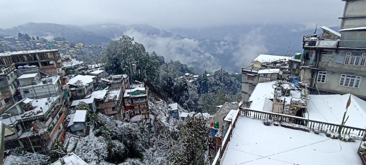 Hotel Amaira Darjeeling (West Bengal)