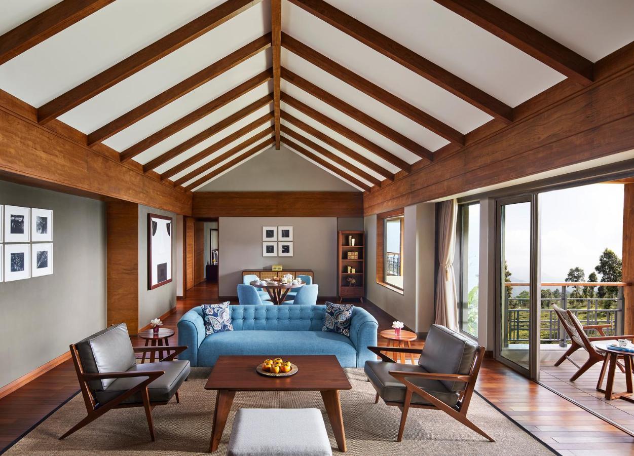 Taj Chia Kutir & Darjeeling Hotel