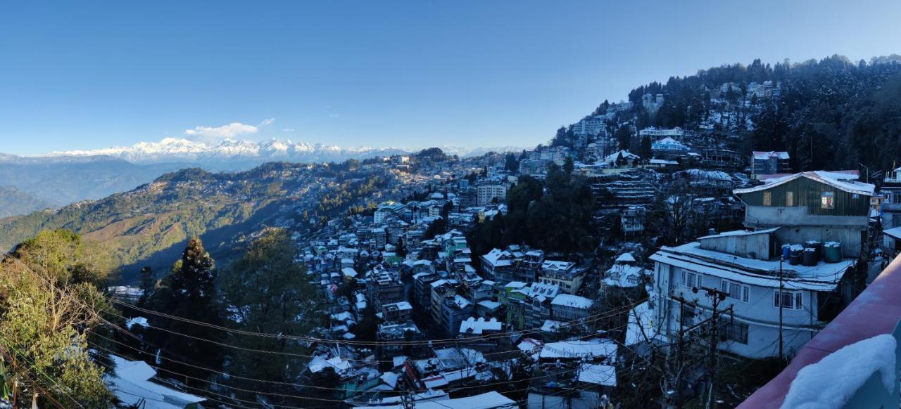 The Silver Spring * Darjeeling (West Bengal)