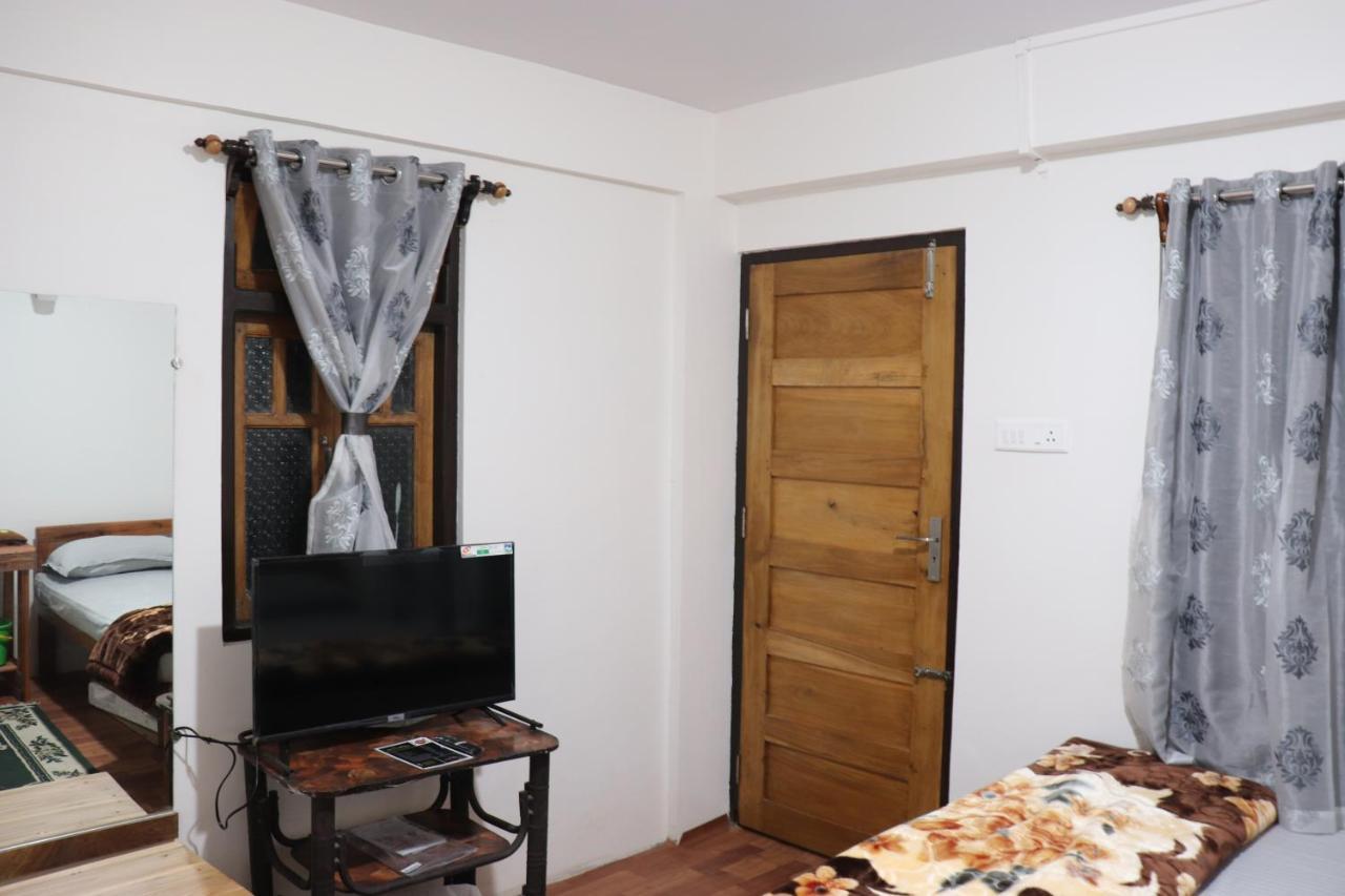 Himawas Homestay *