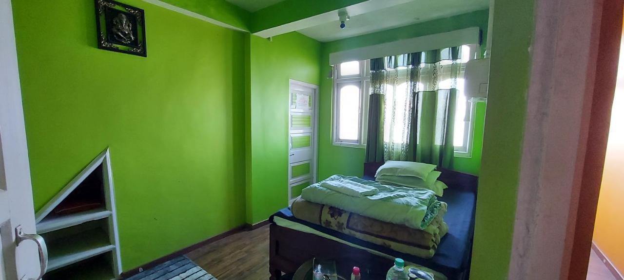 Vajra Kunj Homestay *