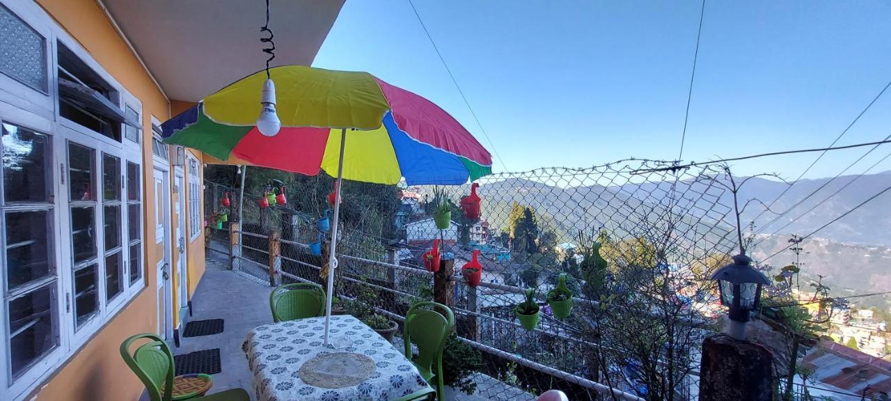 Homestay Vajra Kunj Homestay