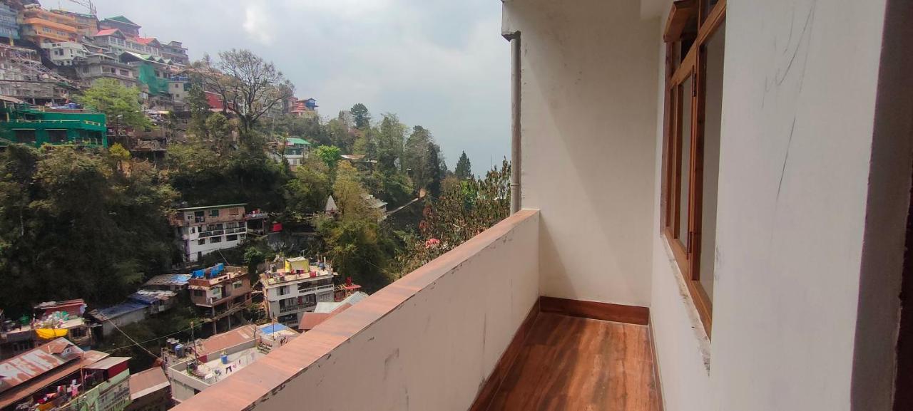 Dik's * Darjeeling (West Bengal)