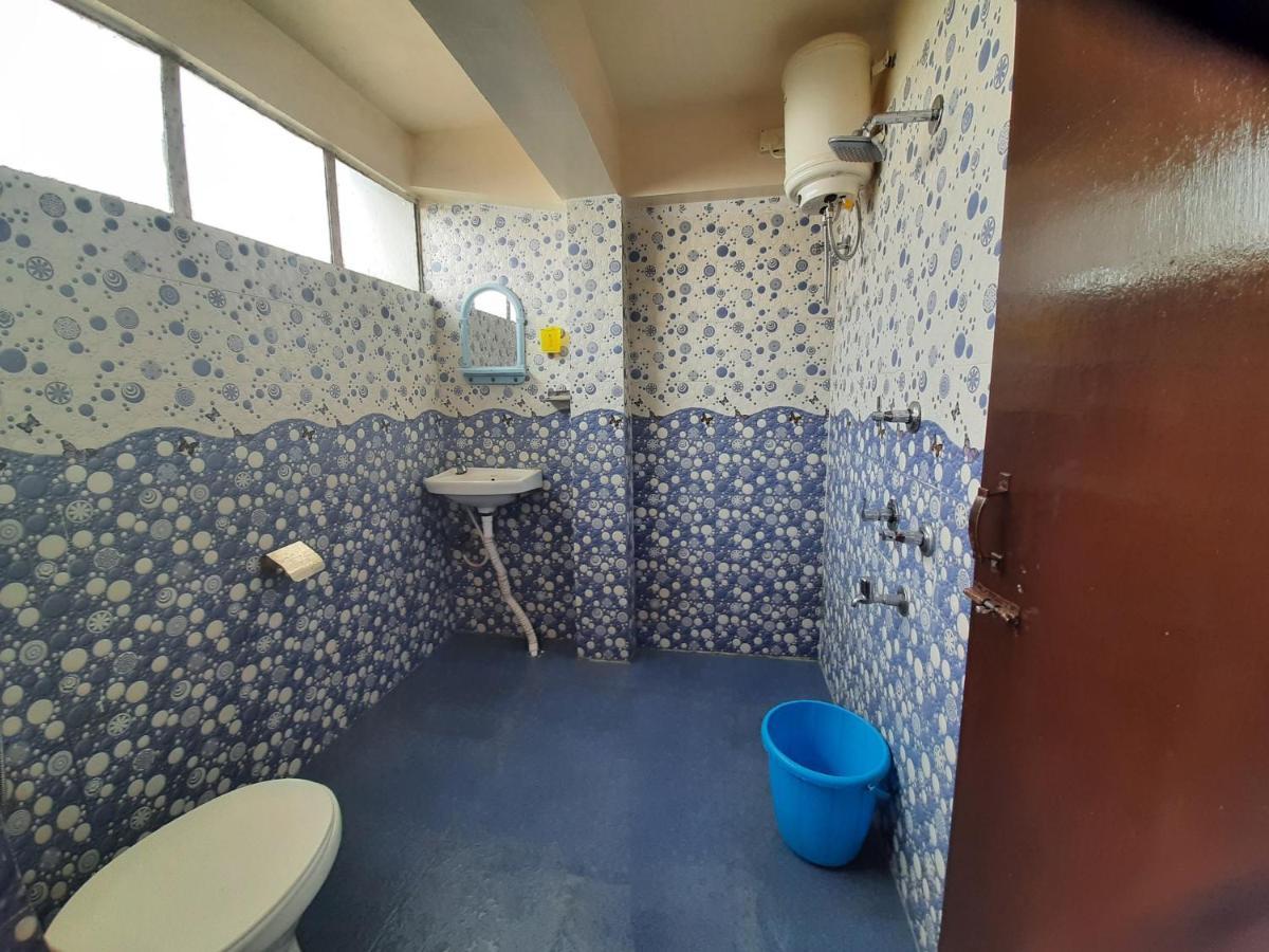 Crown Guest house *
